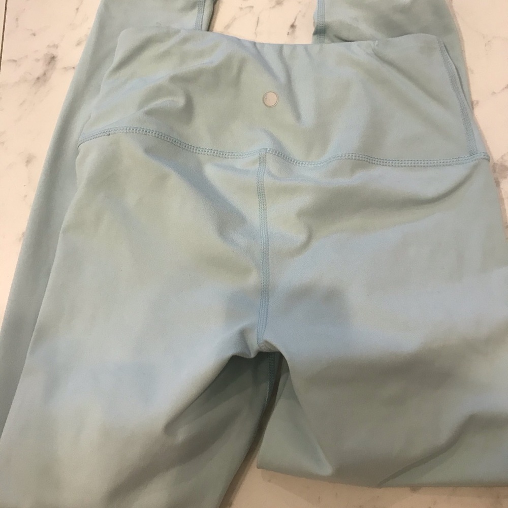 3/$12✨Yogalicious lux mint leggings with pockets